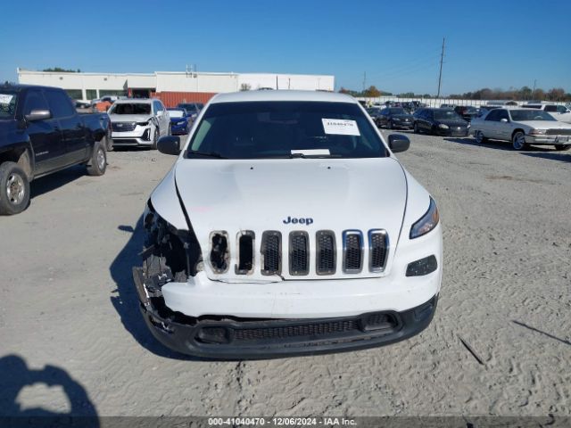 1C4PJMAB3GW172145 Jeep Cherokee Sport