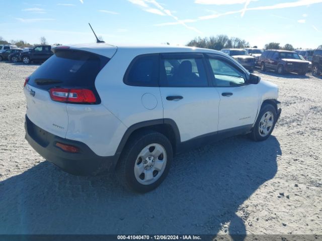 1C4PJMAB3GW172145 Jeep Cherokee Sport