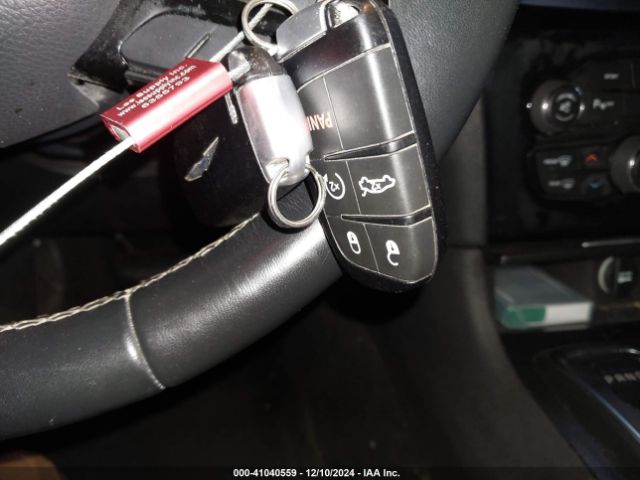 2015 CHRYSLER 300 2C3CCAGGXFH876340 Photo 10