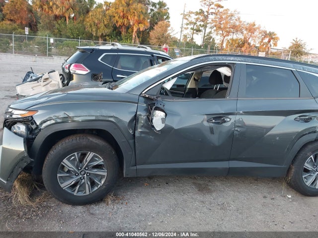 KM8JBCA19NU015096 Hyundai Tucson Hybrid Blue