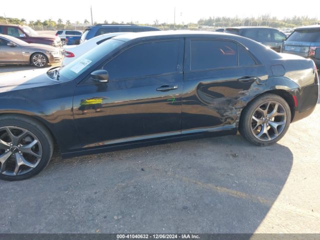 2C3CCABG0FH887354 Chrysler 300 300s