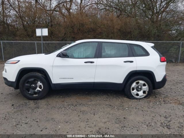 1C4PJMAB3EW287020 Jeep Cherokee Sport