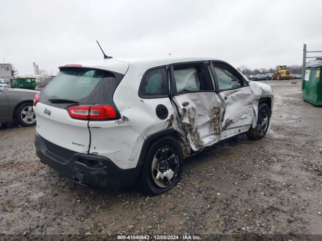 1C4PJMAB3EW287020 Jeep Cherokee Sport