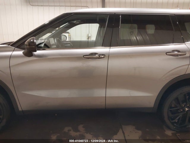 JA4J4VA89RZ020308 Mitsubishi Outlander Se Black Edition