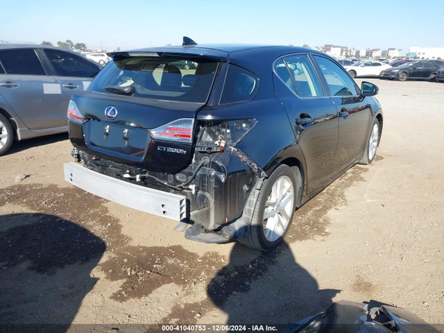 JTHKD5BH5E2187761 Lexus CT 200H