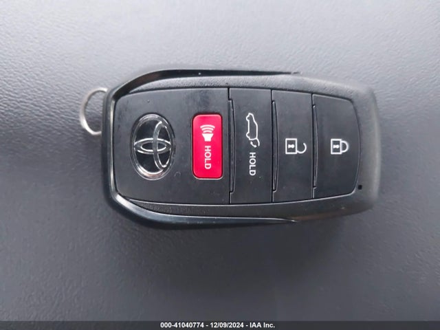 JTDADABU7R3020465 Toyota Prius Limited Awd-e
