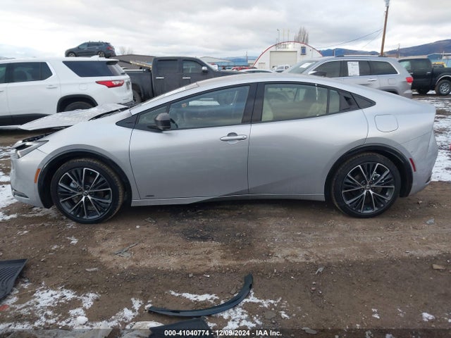JTDADABU7R3020465 Toyota Prius Limited Awd-e