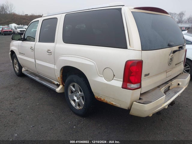 2005 CADILLAC ESCALADE ESV 3GYFK66N25G208002 Photo 2