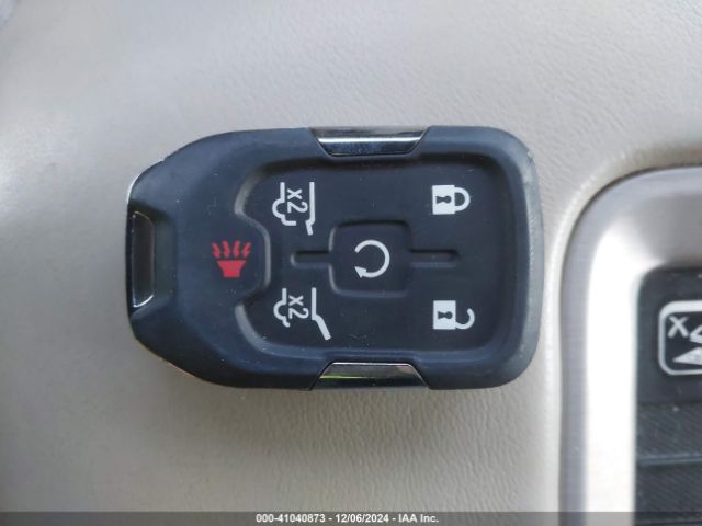 1GKS2HKJ7JR264020 GMC YUKON XL DENALI