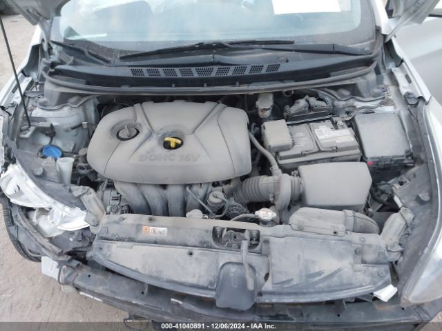 5NPDH4AE3GH765485 Hyundai ELANTRA SE