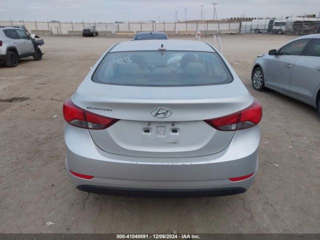 5NPDH4AE3GH765485 Hyundai ELANTRA SE