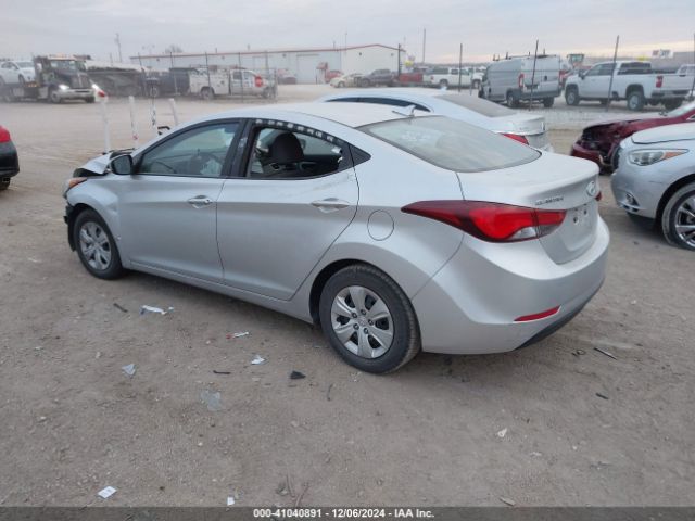 5NPDH4AE3GH765485 Hyundai ELANTRA SE