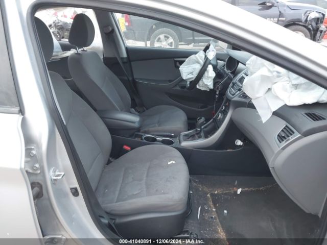 5NPDH4AE3GH765485 Hyundai ELANTRA SE