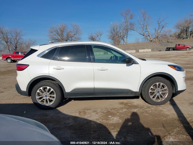 Ford ESCAPE SE 2022 1FMCU9G68NUA61155 Image 14