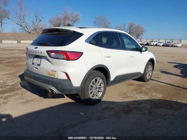 Ford ESCAPE SE 2022 1FMCU9G68NUA61155 Image 4