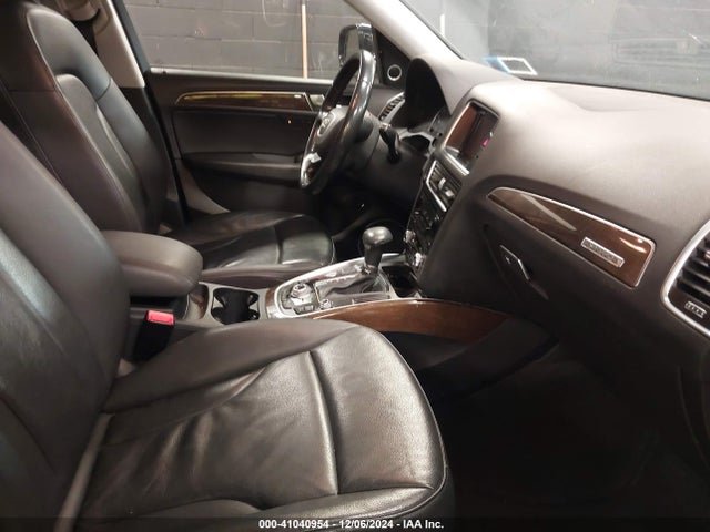 Audi Q5 2.0t Premium 2016 WA1L2AFP7GA050068 Image 5