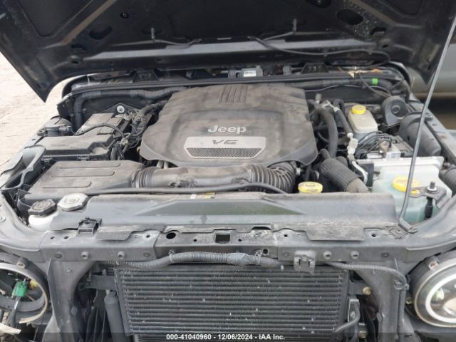 1C4BJWDG5HL556847 Jeep Wrangler Unlimited Sport 4x4