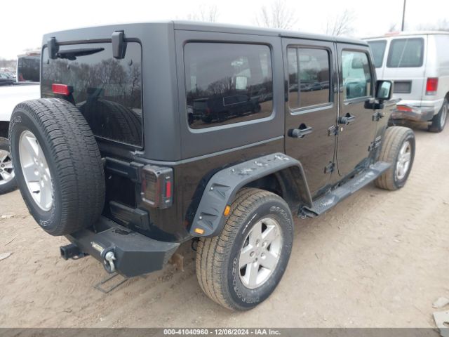 1C4BJWDG5HL556847 Jeep Wrangler Unlimited Sport 4x4