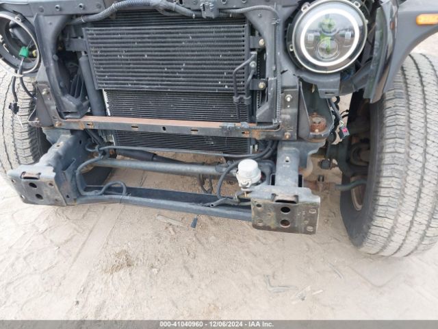 1C4BJWDG5HL556847 Jeep Wrangler Unlimited Sport 4x4