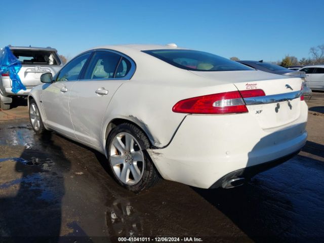 2010 JAGUAR XF SAJWA0FA3AHR60957 Photo 2