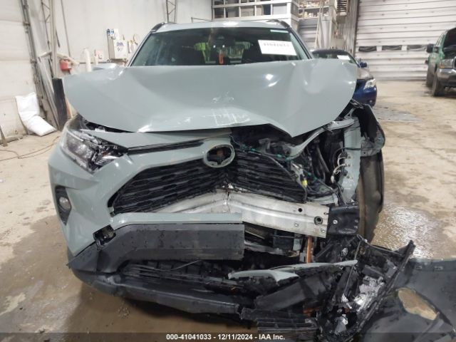 JTMA1RFV0KD505525 Toyota Rav4 Xle Premium