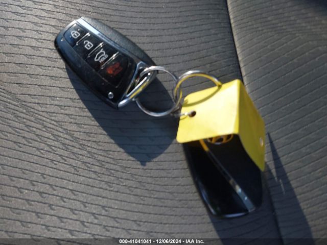 5NMZUDLBXJH068064 Hyundai Santa Fe Sport 2.4l