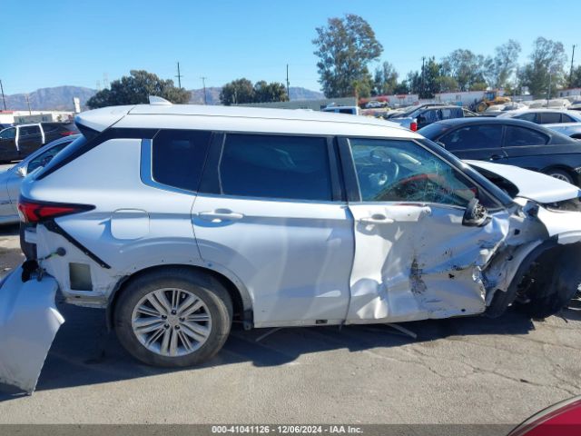 JA4J3TA86PZ015703 Mitsubishi Outlander Es 2.5 2wd