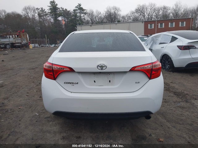 Toyota COROLLA LE 2018 2T1BURHE7JC978830 Image 17
