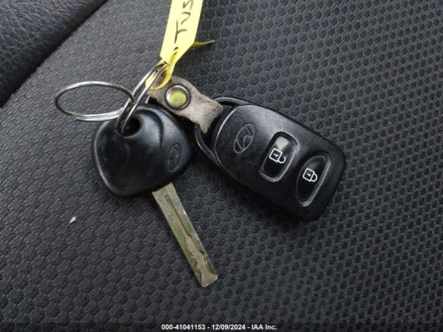 KM8JU3AG9EU827268 Hyundai TUCSON SE