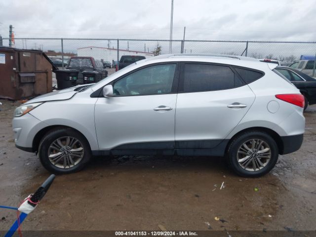 KM8JU3AG9EU827268 Hyundai TUCSON SE