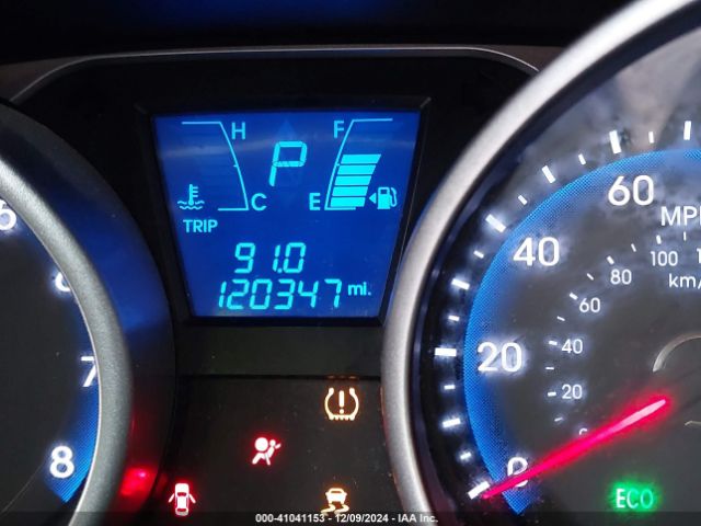 KM8JU3AG9EU827268 Hyundai TUCSON SE