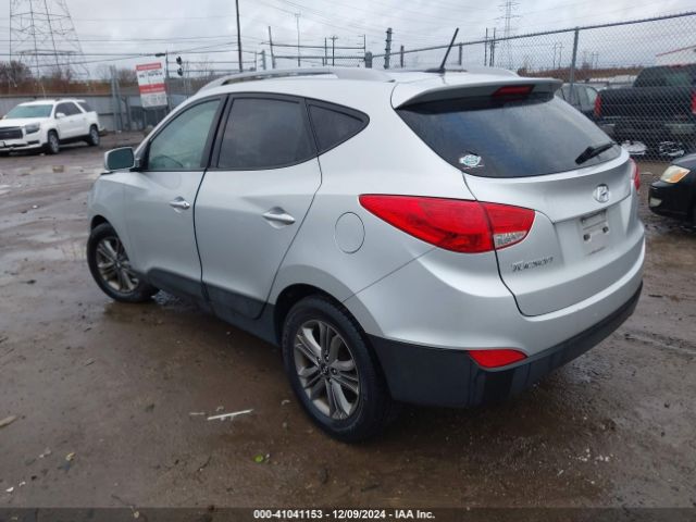 KM8JU3AG9EU827268 Hyundai TUCSON SE