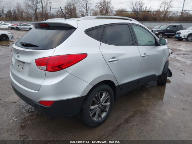 KM8JU3AG9EU827268 Hyundai TUCSON SE