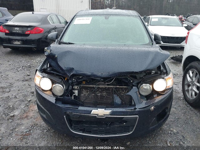 Chevrolet Sonic Lt Auto 2015 1G1JC5SH0F4217084 Image 12