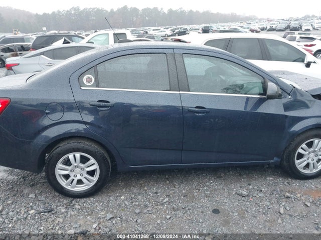 Chevrolet Sonic Lt Auto 2015 1G1JC5SH0F4217084 Image 13