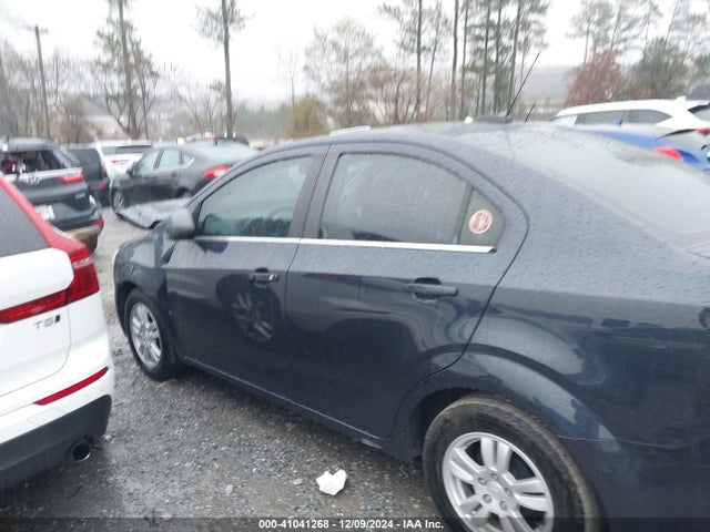 Chevrolet Sonic Lt Auto 2015 1G1JC5SH0F4217084 Image 14