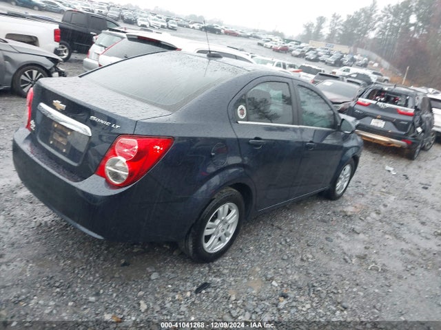 Chevrolet Sonic Lt Auto 2015 1G1JC5SH0F4217084 Image 4