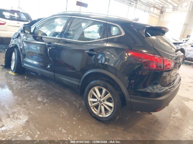 JN1BJ1CP0KW235974 Nissan Rogue Sport Sv
