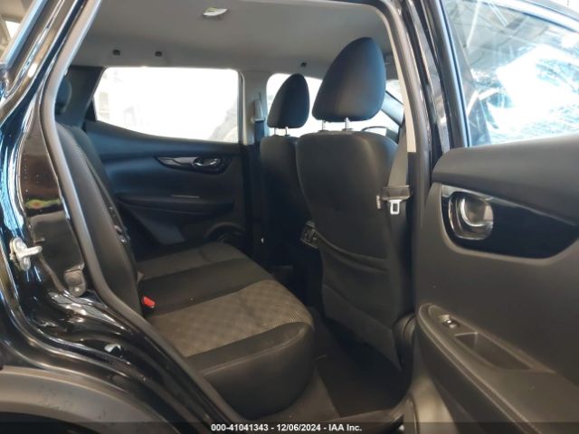 JN1BJ1CP0KW235974 Nissan Rogue Sport Sv