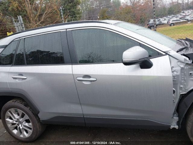 2T3C1RFV3PC246744 Toyota Rav4 Xle Premium