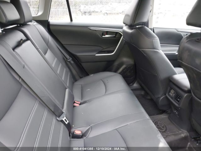 2T3C1RFV3PC246744 Toyota Rav4 Xle Premium