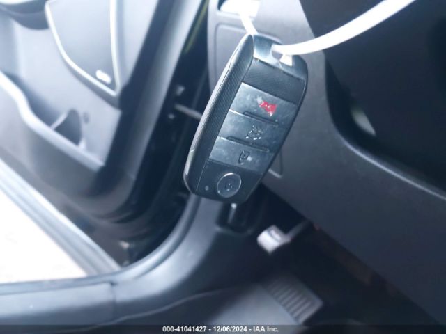 5XYPK4A58GG067007 KIA Sorento 3.3l Sxl