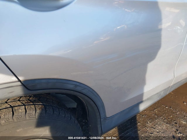 2HKRM4H34GH614838 Honda CR-V LX