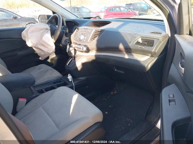 2HKRM4H34GH614838 Honda CR-V LX