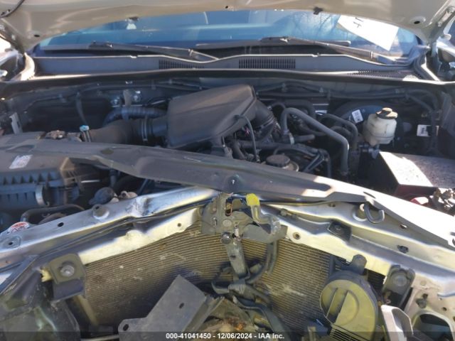 5TFRX5GN9JX125413 Toyota Tacoma Sr