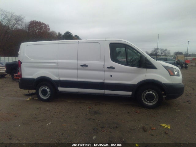 Ford Transit-150 2018 1FTYE1ZM0JKA53044 Image 14