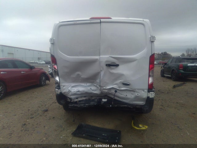 Ford Transit-150 2018 1FTYE1ZM0JKA53044 Image 17