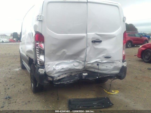Ford Transit-150 2018 1FTYE1ZM0JKA53044 Image 6