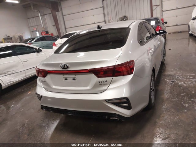 KIA Forte Lxs 2020 3KPF24AD8LE147644 Image 16