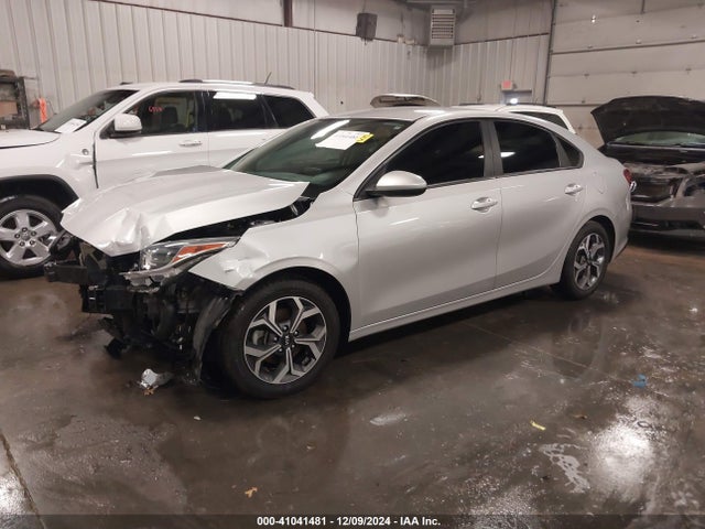 KIA Forte Lxs 2020 3KPF24AD8LE147644 Image 2